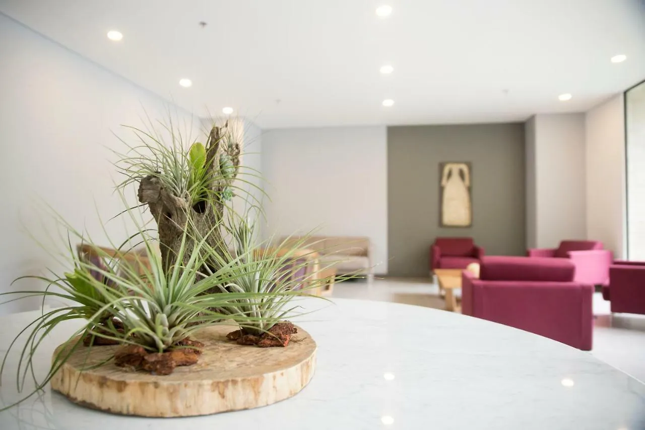Luxe Class El Poblado Suites By Nomad Guru Medellin Colombia