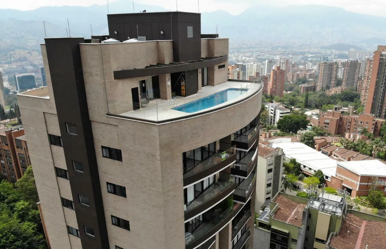 Aparthotel Luxe Class El Poblado Suites By Nomad Guru Medellin