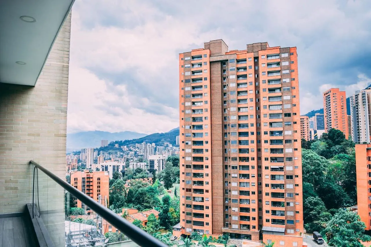 Hotel apartamentowy Luxe Class El Poblado Suites By Nomad Guru Medellín