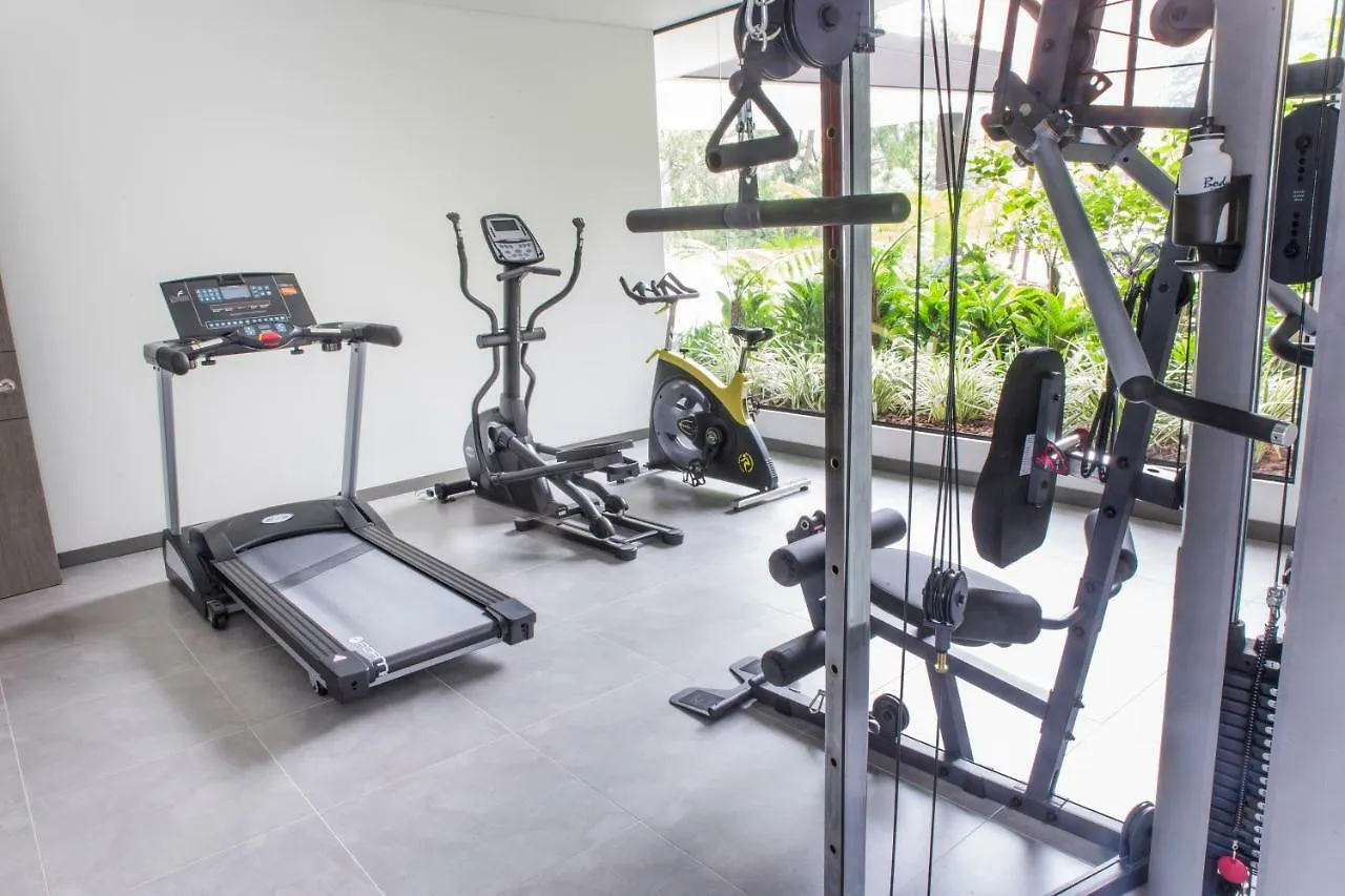 Luxe Class El Poblado Suites By Nomad Guru Medellín